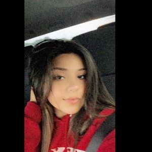 Meet your Posher, Vanessa